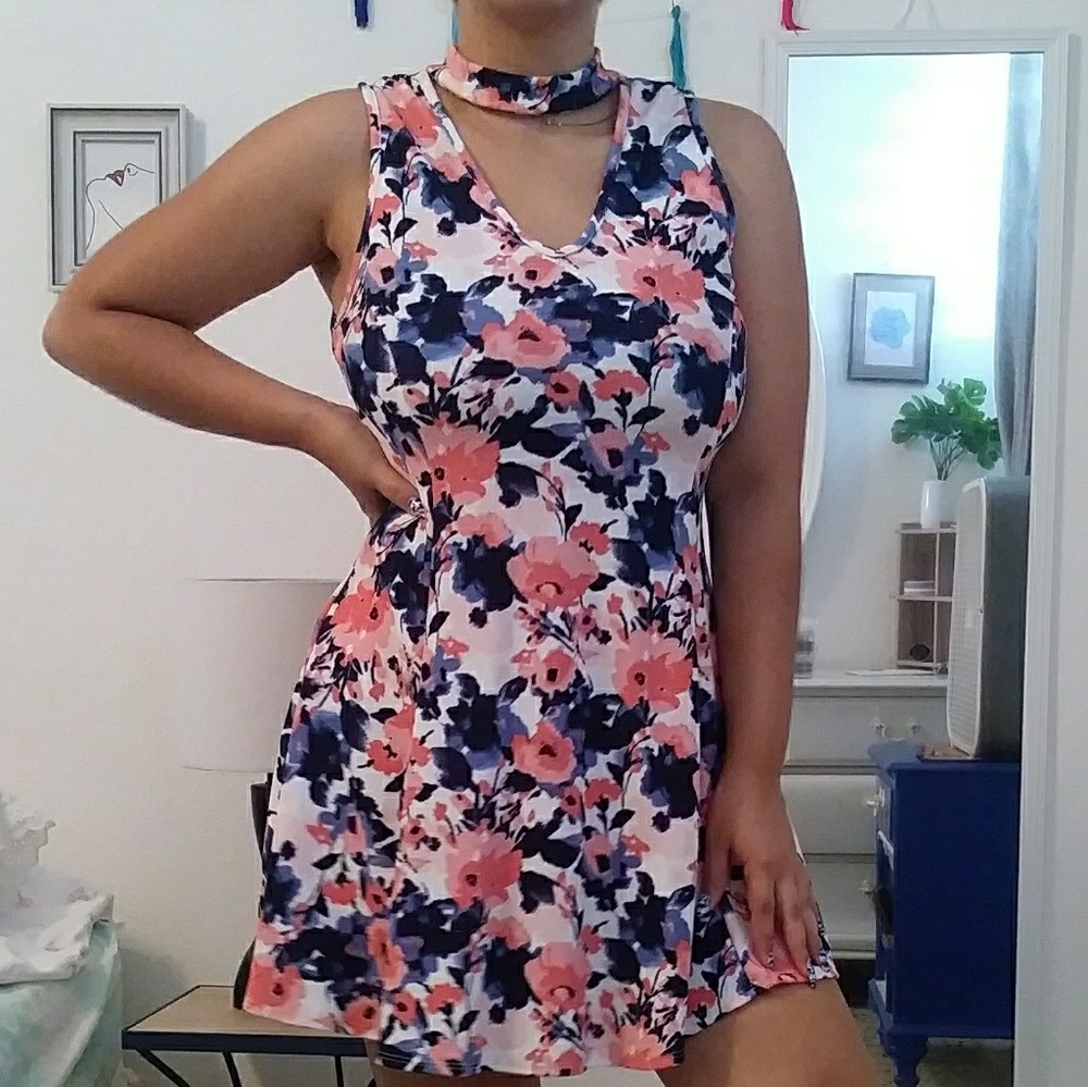 🌻🌹🌸Floral dress